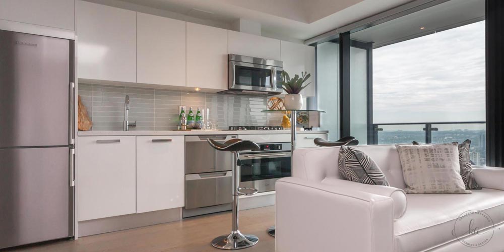 KA-Staging-Condo-King-St-Kitchen_1-1
