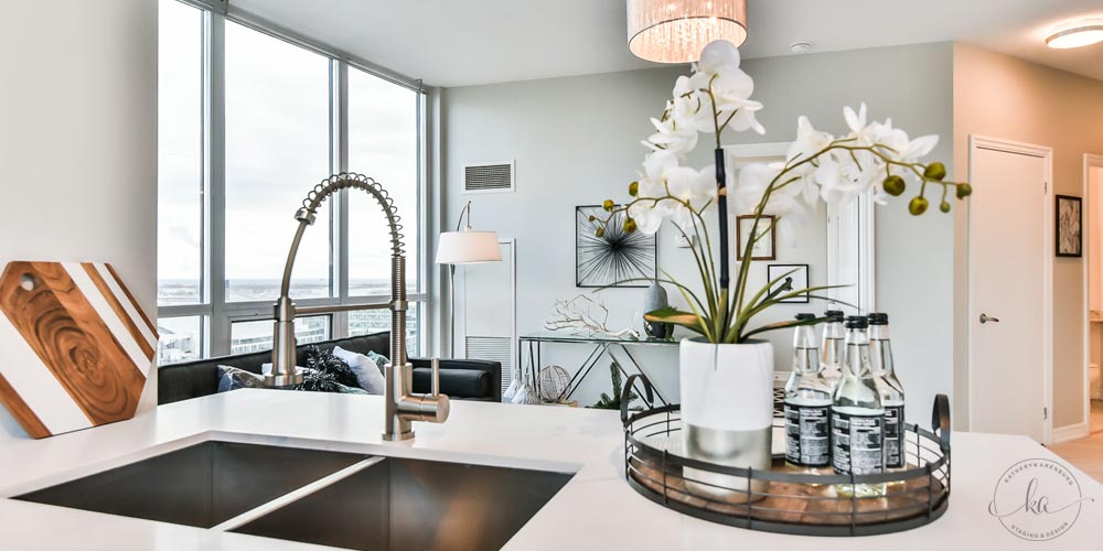 KA-Staging-Condo-Yonge-Kitchen-3-1